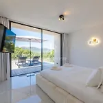 Villa Cala Serena *