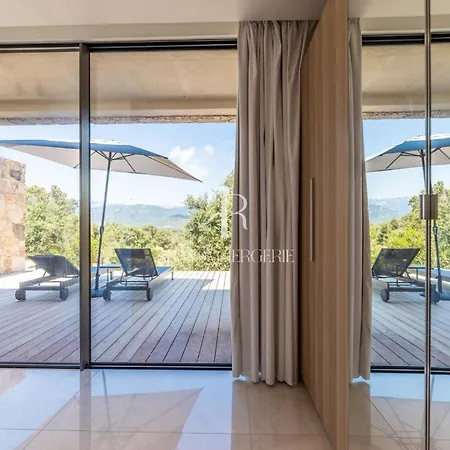Cala Serena Villa *