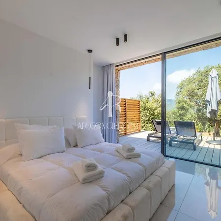 Cala Serena Villa